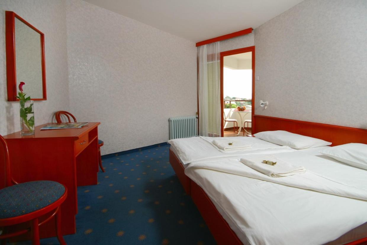 Hotel Laguna 그라다츠 외부 사진