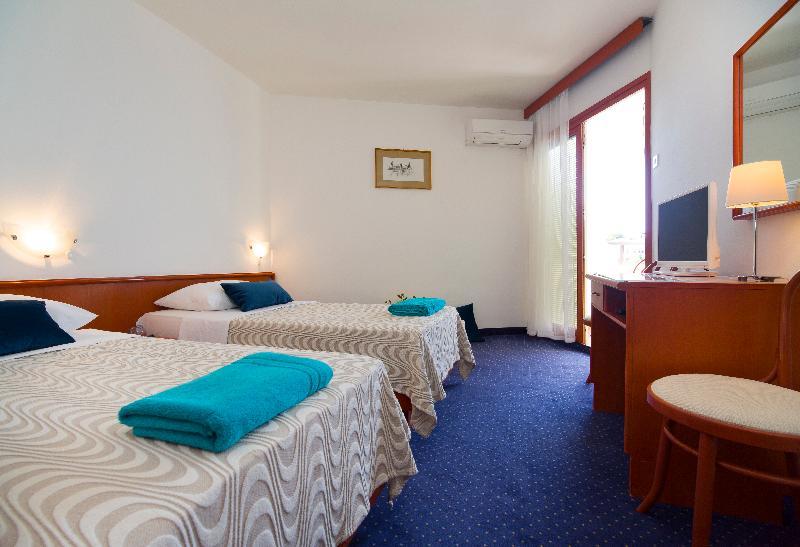 Hotel Laguna 그라다츠 외부 사진